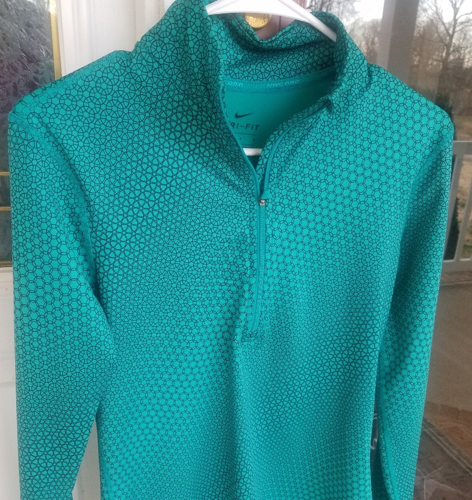 Nike Dri-Fit Pullover